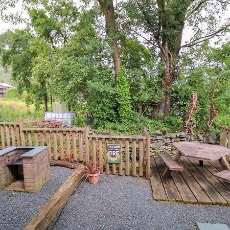 Beck Cottage, Within Walking Distance Of The Lake, Shops, Pubs & Restaurants Of